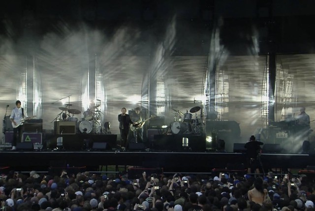 Radiohead saat manggung. Foto: Instagram.com/Radiohead.