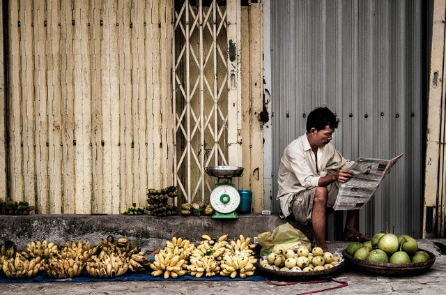 Ilustrasi pedagang buah sebagai salah satu contoh pelaku ekonomi. Foto: Pexels.com