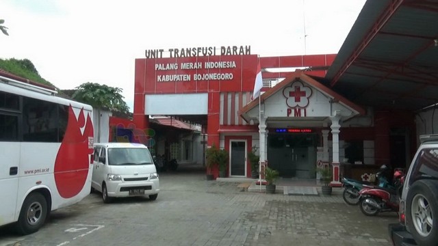 Ilustrasi: Unit Transfusi Darah (UTD) Palang Merah Indonesia (PMI) Kabupaten Bojonegoro. (foto: dok istimewa)