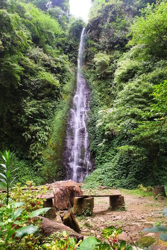 Mencoba Trekking Menemukan Pesona Air Terjun Sinar Tiga Pesawaran Lampung (2)