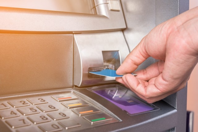 Ilustrasi ATM. Foto: Shutter Stock