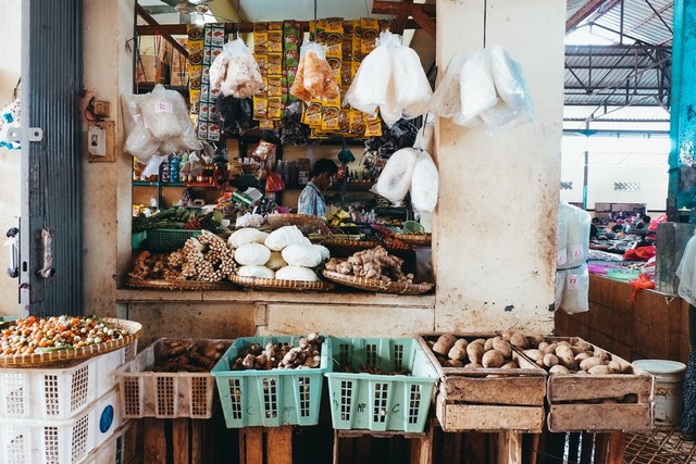 Kebijakan serta kesepakatan untuk tingkatkan makroekonomi. Foto: Unsplash