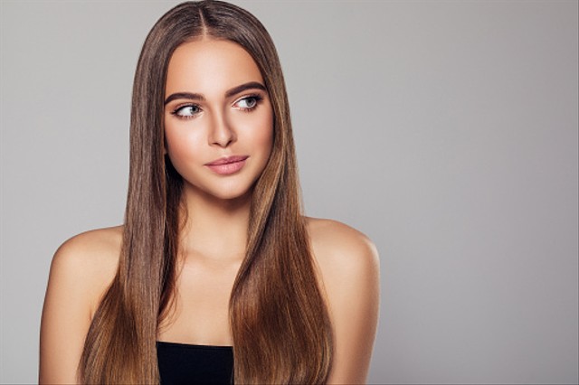 6 Cara Memanjangkan Rambut Dengan Cepat, Yuk Ikuti! | Kumparan.com