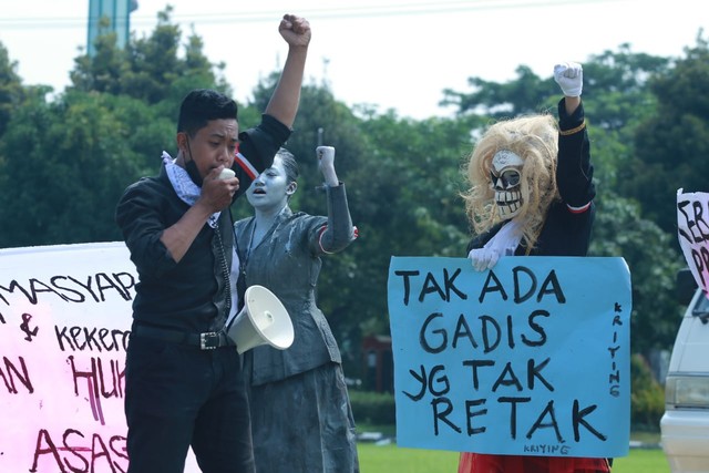 Angkat Isu Kekerasan Seksual,  Tim Sendratasik UNESA Juara 1 Piala Kapolri