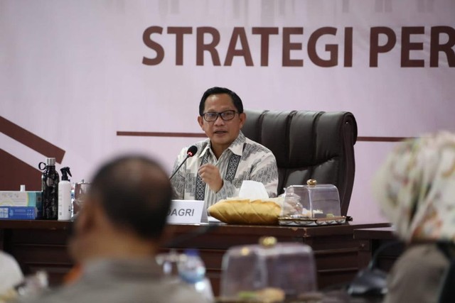 Politikus PAN Kritik soal Wamendagri: Apakah Tak Tambah Beban Politik dan APBN? (36345)