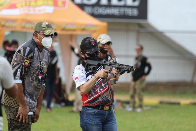 Turnamen Airsoft Gun, Tim Kota Waringin Barat Raih Piala Wali Kota Singkawang (46828)