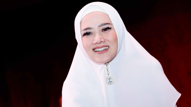 Feri Amsari Respons Brigitta Lasut soal Mulan: Anggota DPR Tak Setara Presiden (37770)