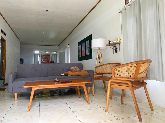 Desa Berdaya Homestay: Penginapan dengan View Pantai dan Sawah di Pesisir Barat (6)