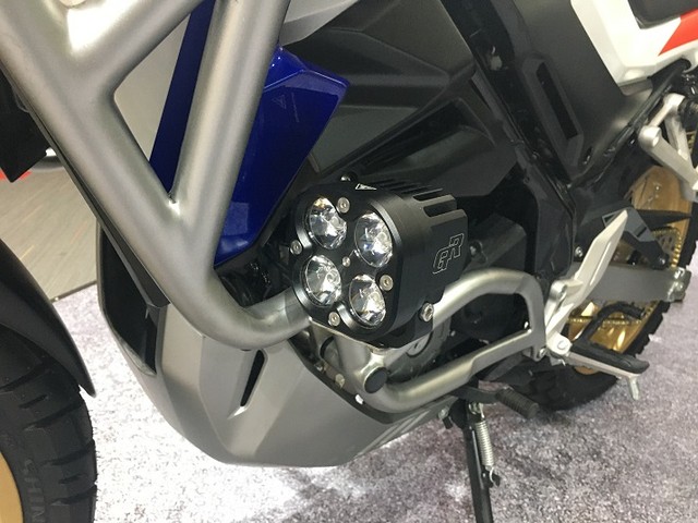 Aksesoris lampu tembak Honda CB150X Expedition. Foto: Sena Pratama/kumparan