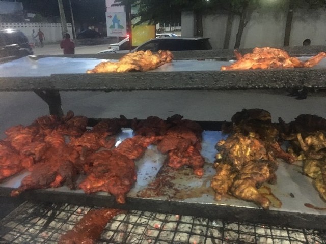 Dok pribadi - Ayam bakar ala Tanzania dengan beragam jenis rempah yang dipakai untuk marinasi.