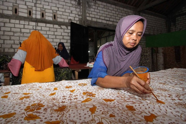 Sejarah Munculnya Batik Ningrat Lasem yang Tersohor (1)