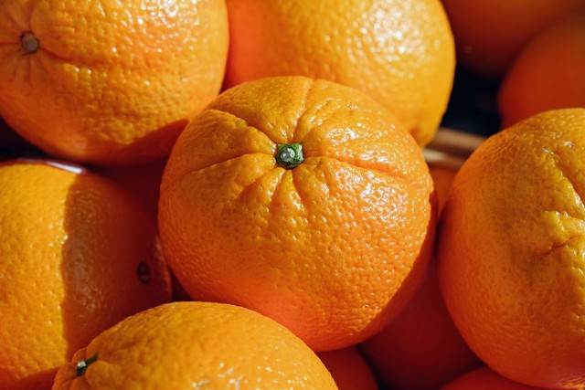 Ilustrasi buah jeruk. Sumber: unsplash.com