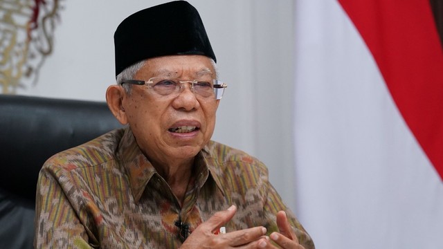 Wakil Presiden Ma'ruf Amin saat menghadiri pembukaan Muktamar IV Wahdah Islamiyah secara daring. Foto: KIP