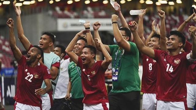 Timnas Indonesia usai menang atas Singapura di Piala AFF, Minggu (19/12).
 Foto: Instagram/@asnawi_bhr