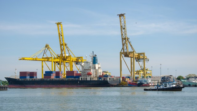 Pengembangan Organisasi Pelindo Menjadi Operator Pelabuhan yang Mendunia, Sumber: Pexels.com