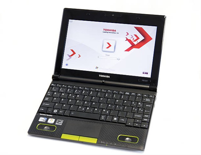 Ilustrasi laptop Toshiba. Foto: iStock