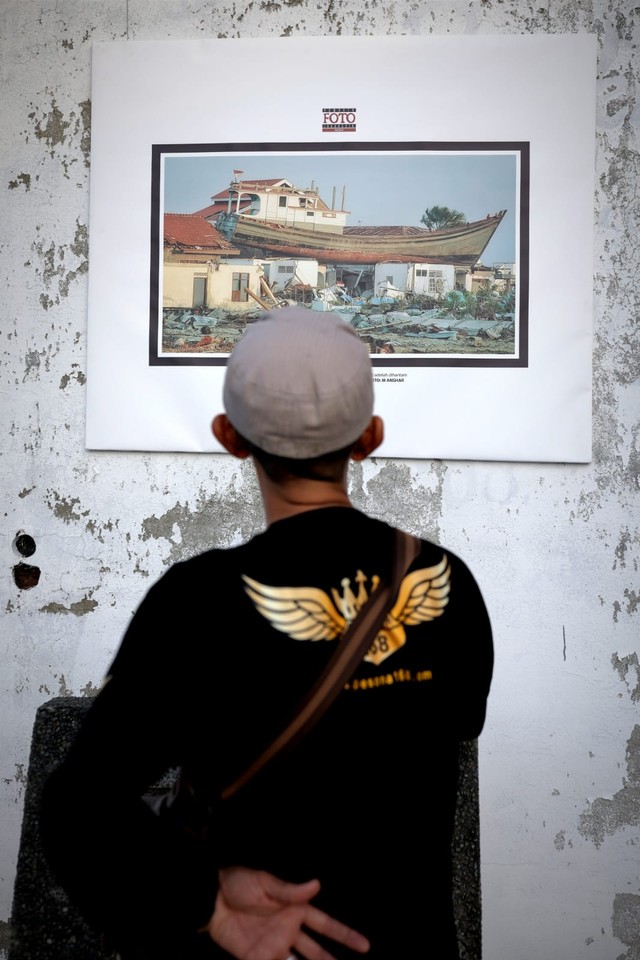 PFI Gelar Pameran Foto Peringati 17 Tahun Tsunami Aceh (192541)