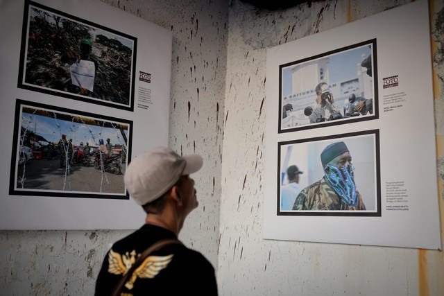 PFI Gelar Pameran Foto Peringati 17 Tahun Tsunami Aceh (192544)