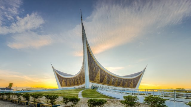 Masjid Raya Sumbar. Foto: Wikimedia Commons