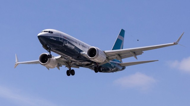 737 Max mendarat setelah uji terbang pada Juni 2020.