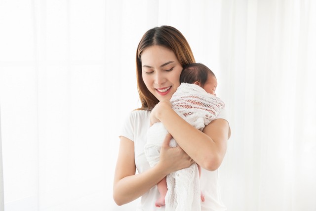 Ilustrasi ibu dan bayi. Foto: Shutterstock