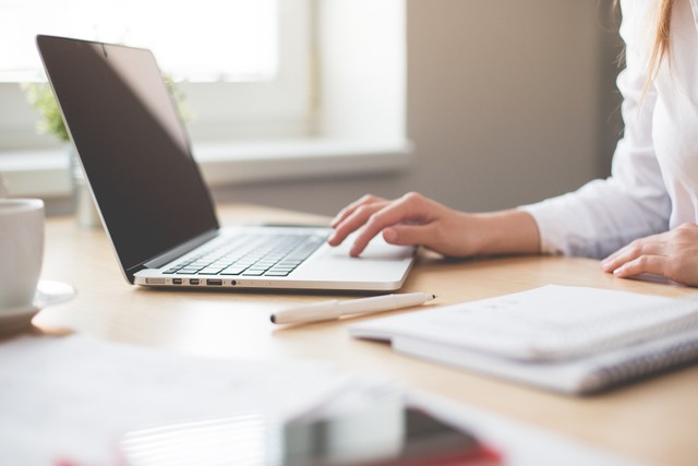 Ilustrasi mengubah word ke PDF anti ribet dengan atau tanpa aplikasi. Foto: Pixabay