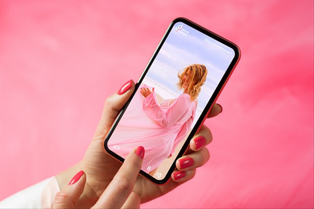 Ilustrasi cara slowmo di Tiktok. Sumber Unsplash