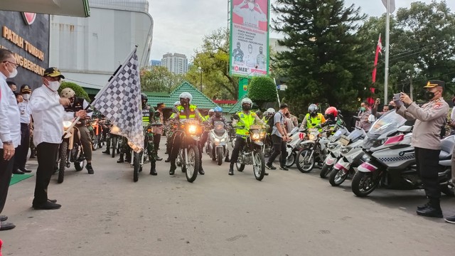 Gubernur Sumatera Utara Edy Rahmayadi saat melepas pasukan patroli gabungngan di Kodim 0201/Medan. Foto: Dok. Istimewa