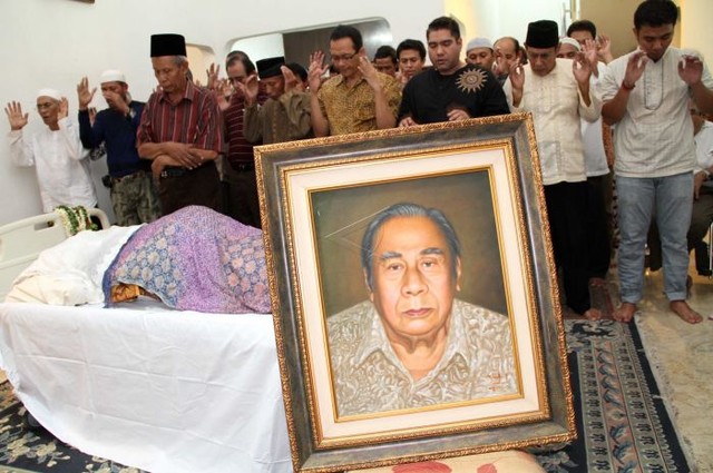 Des Alwi tutup usia pada tahun 2010, ia berperan penting dalam sejarah Indonesia. FOTO ANTARA/Teresia May/