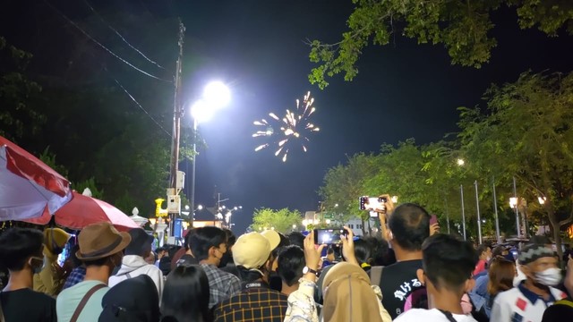 Ketika Kerumunan Tak Terhindarkan Di Yogyakarta Saat Malam Tahun Baru ...