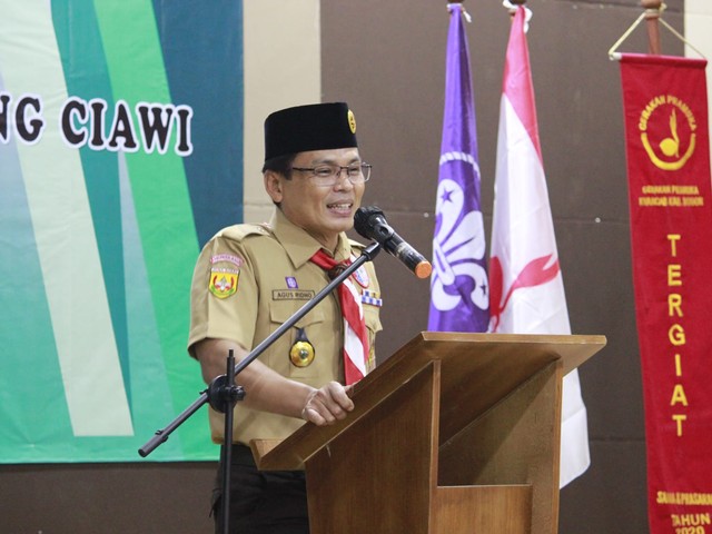 Ketua Kwarcab Kabupaten Bogor, Agus Ridallah memberikan sambutan di Musyawarah Ranting Ciawi. (Foto: Fajrin/Kominfo Kwarcab Bogor)