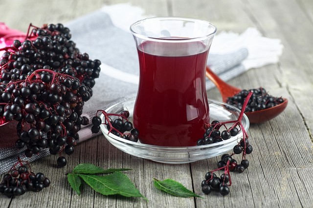 5 Manfaat Elderberry untuk Kesehatan (317907)