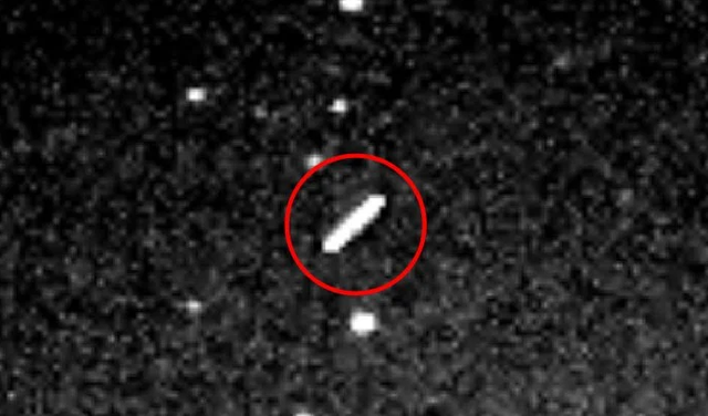 Gambar asteroid (7482) 1994 PC1 yang diambil saat terbang melintasi Bumi pada tahun 1997. Foto:  Sormano Astronomical Observatory