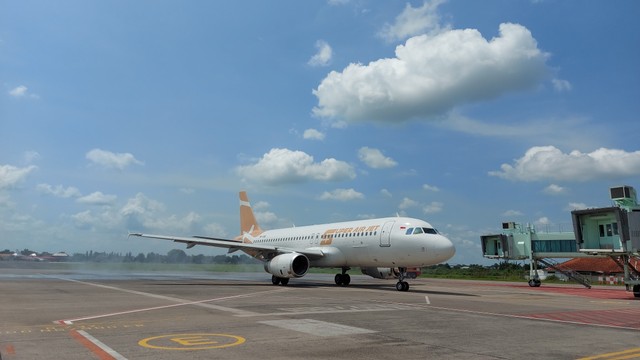 Pesawat Super Air Jet melayani rute penerbangan Jakarta-Solo-Jakarta, mulai Rabu (05/01/2022). FOTO: Fernando Fitusia