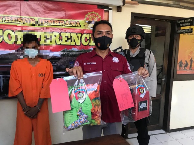 Lakukan Penganiayaan dan Pencurian, Badut di Jembrana, Bali, Ditangkap Polisi (6750)