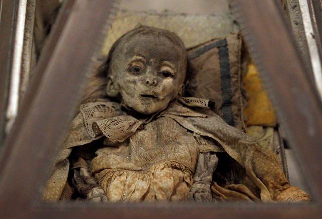 Bukan Spirit Doll, Ini Penampakan Ngeri Mumi Anak Asal Sisilia dari Tahun 1880 (174996)