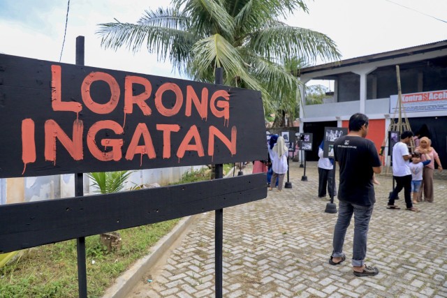Mengenang 23 Tahun Tragedi Gedung KNPI: Kala Rakyat Aceh Disiksa dan Dibunuh (140428)