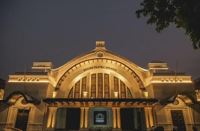Pos Bloc Jakarta, bangunan kolonial jadi tempat nongkrong milenial (Instagram/@posblocjkt)