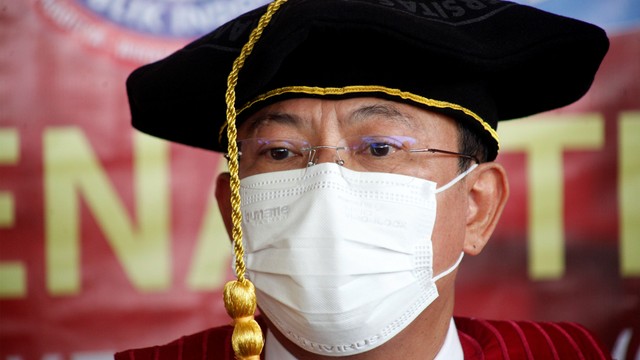 Prabowo Disuntik Booster Vaksin Nusantara oleh Terawan (351943)