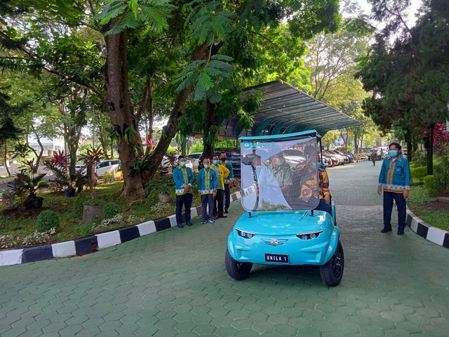 Universitas Lampung Sukses Luncurkan Mobil Listrik Pertama Bernama E.V.U 01 (36513)