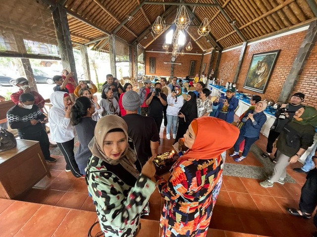 Sehari Bersama Artis Legendaris (148525)