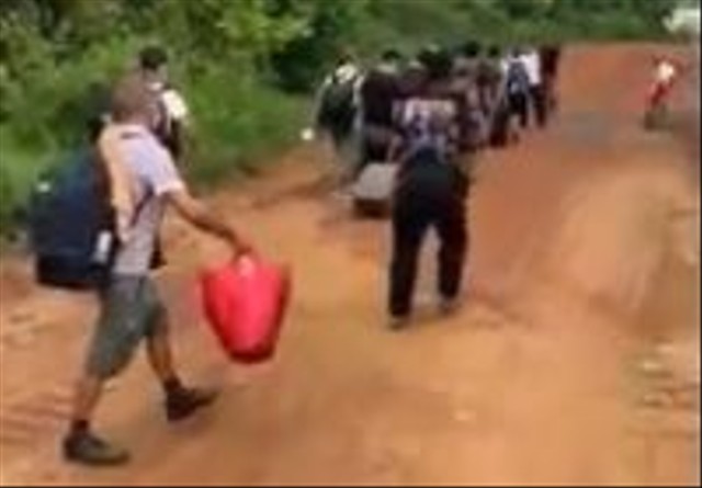 25 TKA China Kabur dari Lokasi Tambang di Ketapang, Mengaku 4 Bulan Tak Digaji (20617)