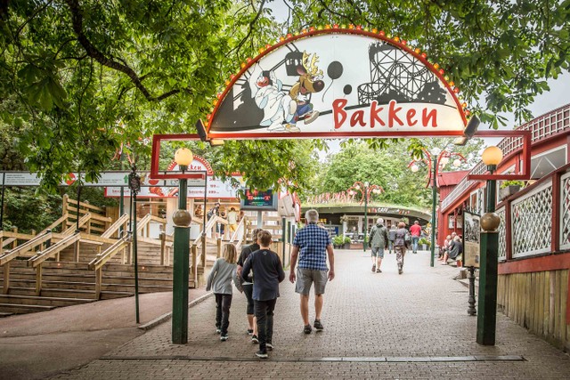 Dibuka Sejak Tahun 1583, Bakken di Denmark Jadi Taman Hiburan Tertua di Dunia (135328)