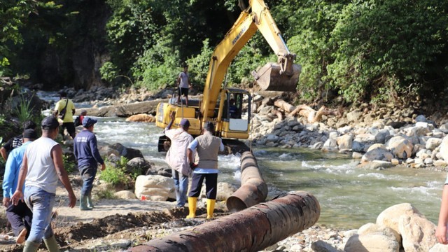 Tersisa Warga Jayapura Utara Belum Nikmati Air Bersih Usai Banjir dan Longsor (471950)