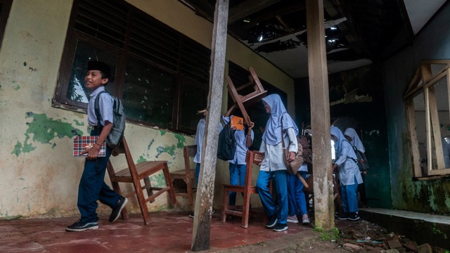 Sekolah dan Rumah Ibadah Terdampak Gempa Banten Jadi Prioritas Pembangunan (42012)
