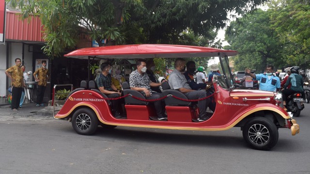 Mobil listrik wisata milik Pemkot Solo. FOTO: Agung Santoso