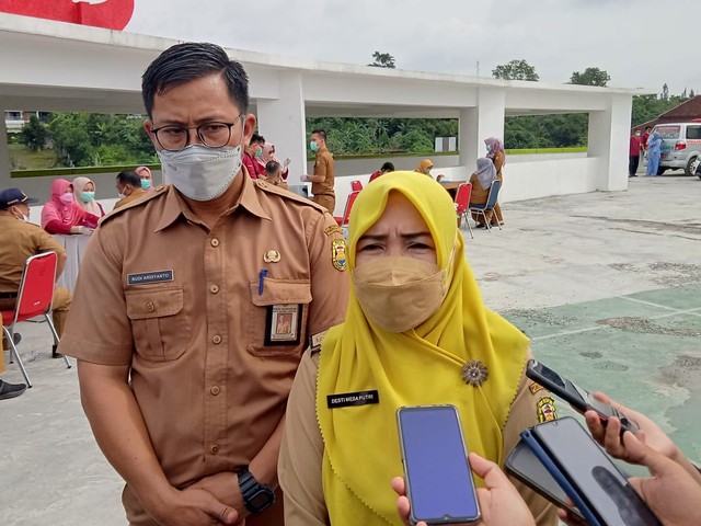 Sejumlah Pejabat di Lingkungan Pemkot Bandar Lampung Mendapatkan Vaksin Booster (1)