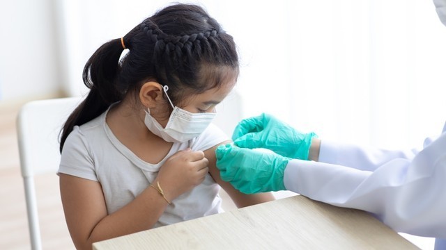 Ilustrasi vaksin COVID-19 anak. (Foto: Shutterstock)