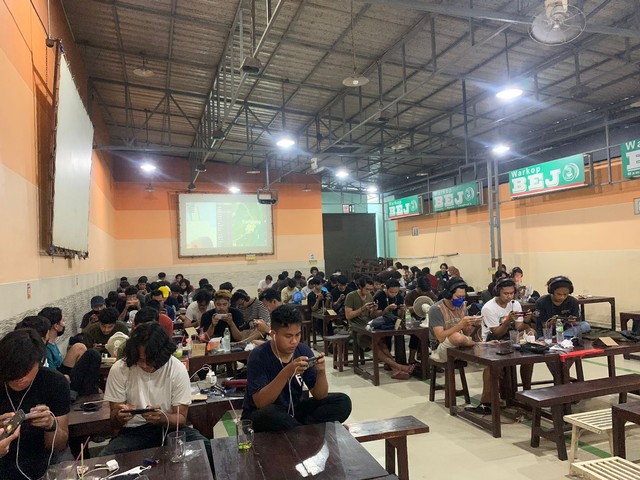 Suasana kompetisi UMY Battlegrounds Season 1. Foto: Ahmad Syafi'i Mahfudin/Staf Kementerian Minat dan Bakat BEM KM UMY 2021/2022