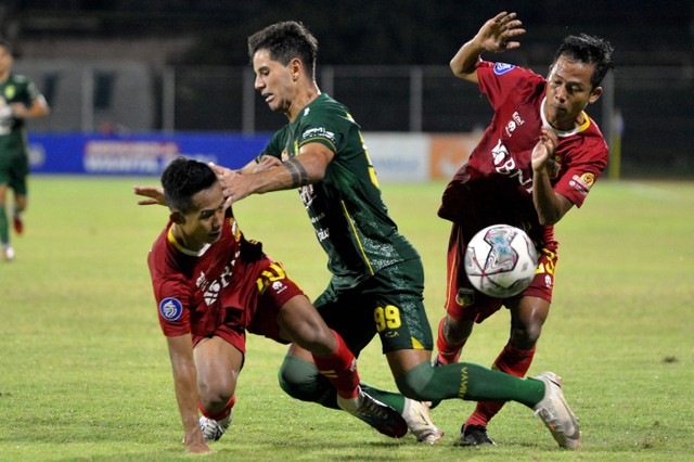 Sani Rizki Jalani Debut Timnas Indonesia Senior, Langsung Starter (40077)